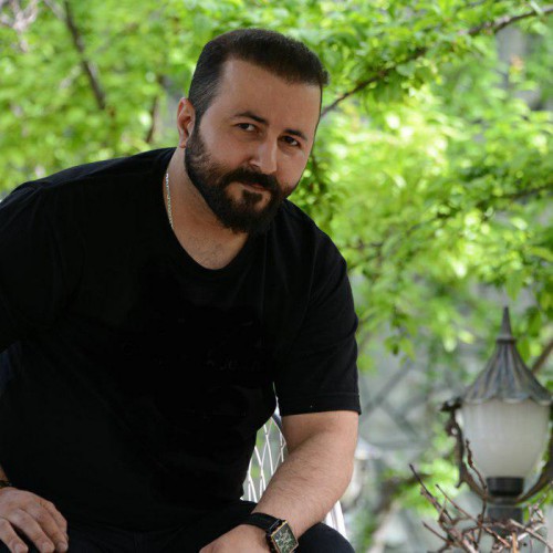 دانلود آهنگ امین محمودی سرم رو شونته