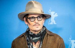 «جانی دپ» با وجود کناره‌ گیری از فیلم Fantastic Beasts 3 حقوق 10 میلیون دلاری خود را دریافت می‌کند