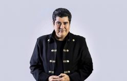 مروری بر فرازهای مهم زندگی «سالار عقیلی» به بهانه آغاز ۴۳ سالگی این خواننده