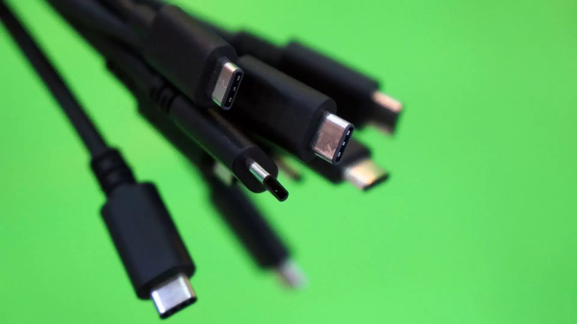 نسخه دوم USB 4 با پهنای باند 80 Gbps رونمایی شد