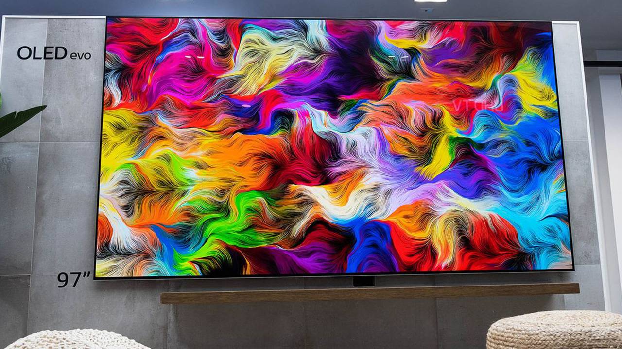 ال جی از یک نمایشگر 97 اینچی OLED رونمایی کرد