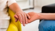 بهترین شرکت خدمات پرستاری در منزل + شماره و مزایا