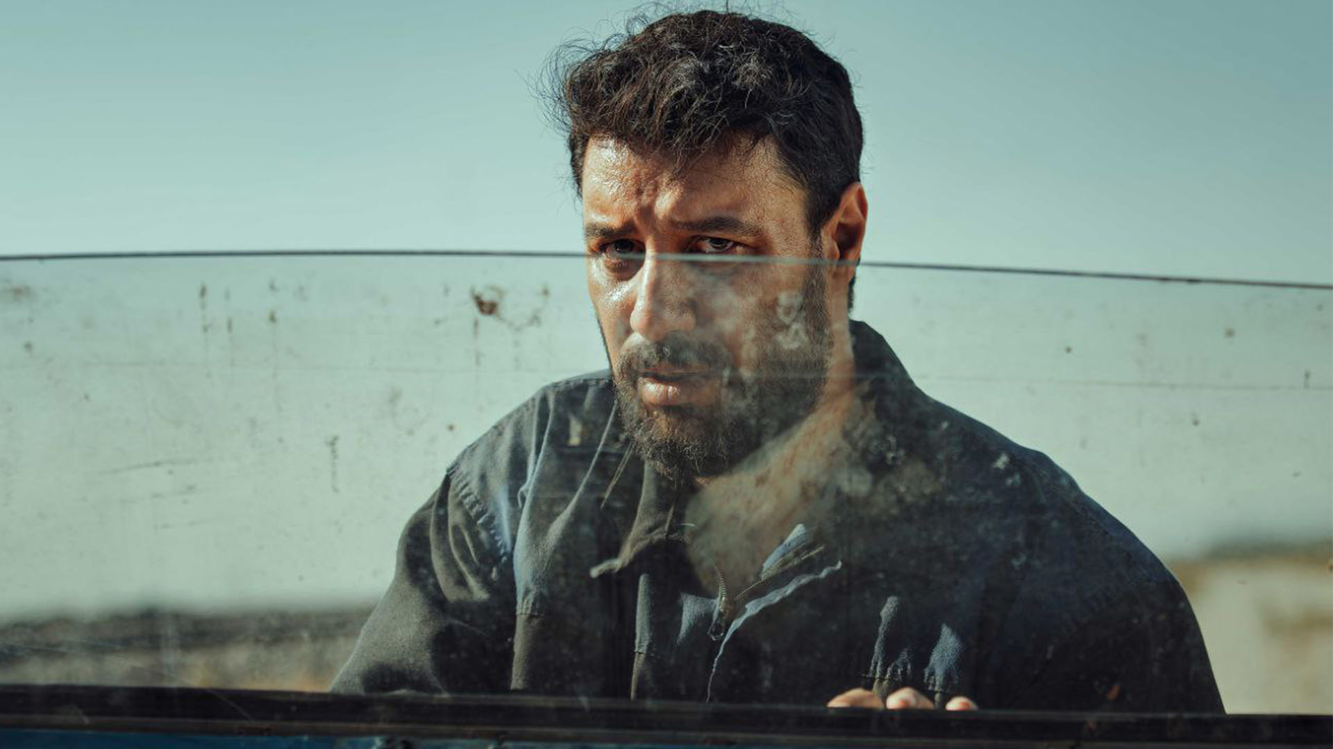 پوستر رسمی سریال وحشی منتشر شد